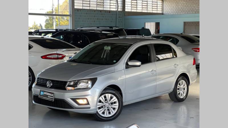 VOLKSWAGEN - VOYAGE - 2021/2022 - Prata - R$ 66.900,00