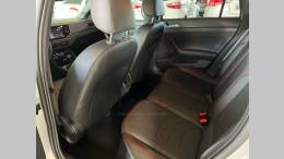 VOLKSWAGEN - VIRTUS - 2023/2023 - Prata - R$ 116.900,00