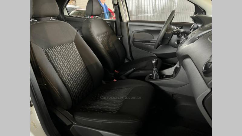 FORD - KA - 2018/2018 - Branca - R$ 45.900,00