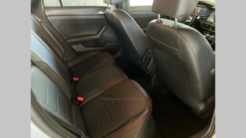 VOLKSWAGEN - VIRTUS - 2023/2023 - Prata - R$ 116.900,00