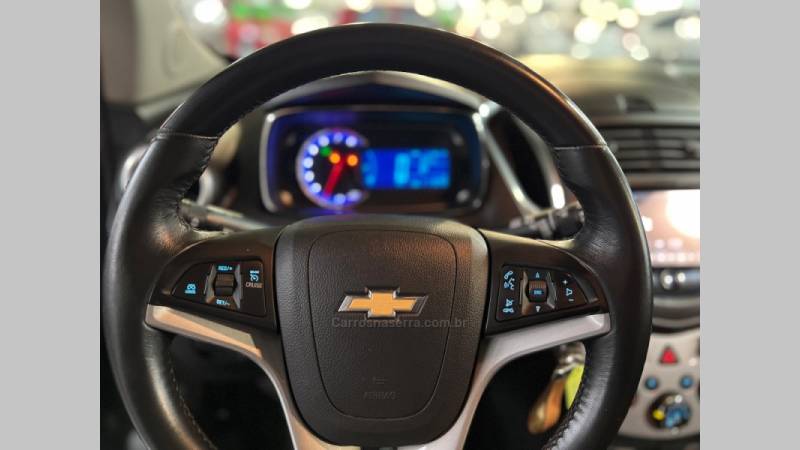 CHEVROLET - TRACKER - 2014/2015 - Cinza - R$ 69.900,00