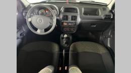 RENAULT - CLIO - 2013/2014 - Vermelha - R$ 27.900,00