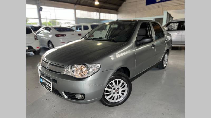 FIAT - SIENA - 2004/2005 - Cinza - R$ 26.900,00