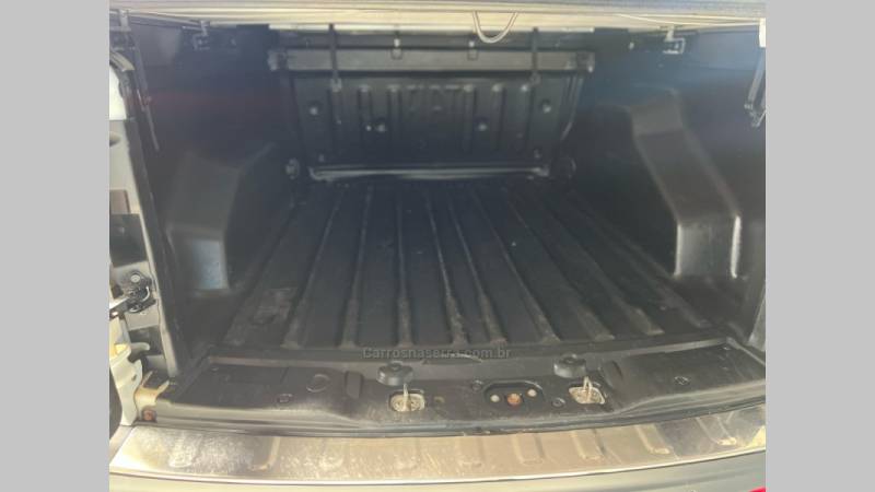 FIAT - TORO - 2017/2018 - Branca - R$ 112.900,00