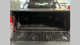CHEVROLET - S10 - 2012/2013 - Preta - R$ 99.900,00
