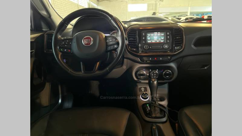 FIAT - TORO - 2017/2018 - Preta - R$ 104.900,00