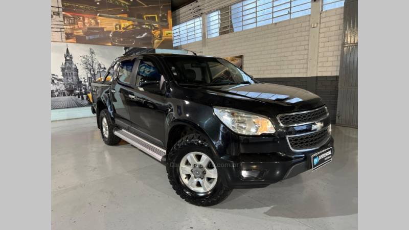 CHEVROLET - S10 - 2012/2013 - Preta - R$ 99.900,00