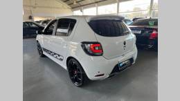 RENAULT - SANDERO - 2018/2019 - Branca - R$ 69.900,00