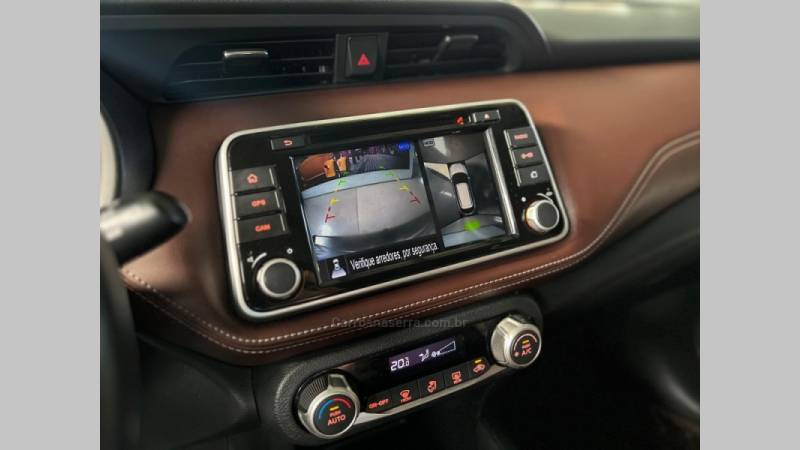 NISSAN - KICKS - 2017/2018 - Branca - R$ 85.900,00