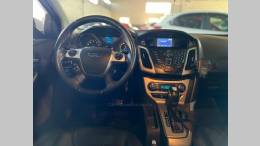 FORD - FOCUS - 2014/2015 - Branca - R$ 53.900,00