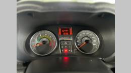 RENAULT - CLIO - 2013/2014 - Vermelha - R$ 27.900,00