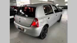 RENAULT - CLIO - 2013/2014 - Prata - R$ 29.900,00