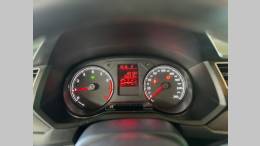 VOLKSWAGEN - VOYAGE - 2021/2022 - Prata - R$ 66.900,00