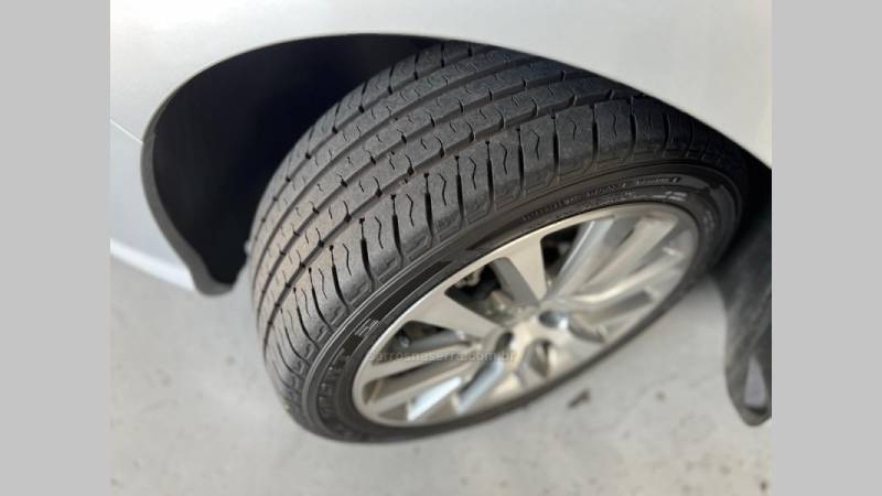 PEUGEOT - 408 - 2016/2017 - Prata - R$ 59.900,00