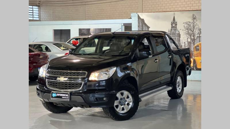 CHEVROLET - S10 - 2012/2013 - Preta - R$ 99.900,00