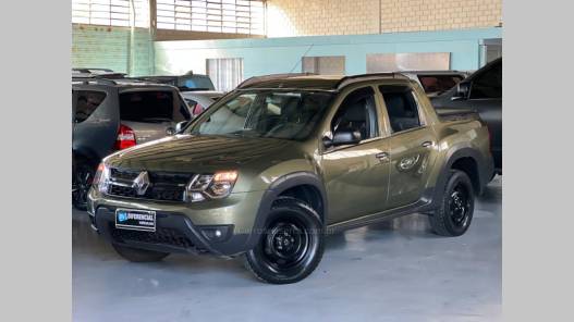 RENAULT - DUSTER OROCH - 2017/2018 - Verde - R$ 74.900,00