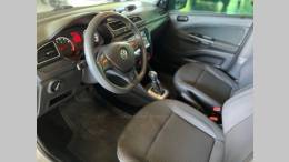 VOLKSWAGEN - VOYAGE - 2021/2022 - Prata - R$ 66.900,00