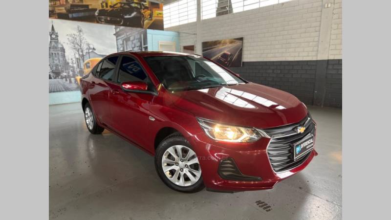 CHEVROLET - ONIX - 2020/2020 - Vermelha - R$ 66.900,00