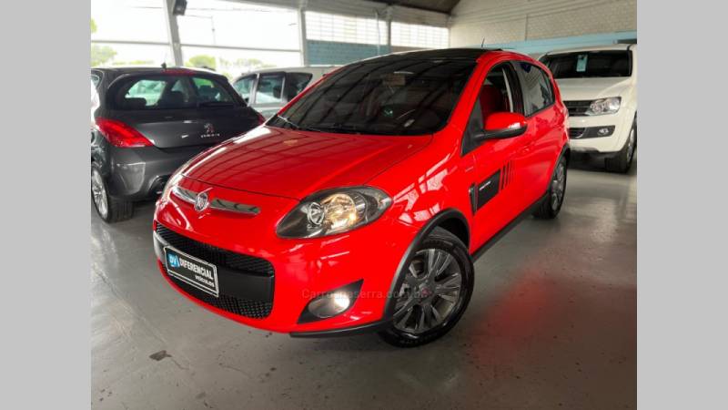 FIAT - PALIO - 2013/2014 - Vermelha - R$ 45.900,00