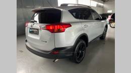 TOYOTA - RAV4 - 2014/2015 - Prata - R$ 91.900,00